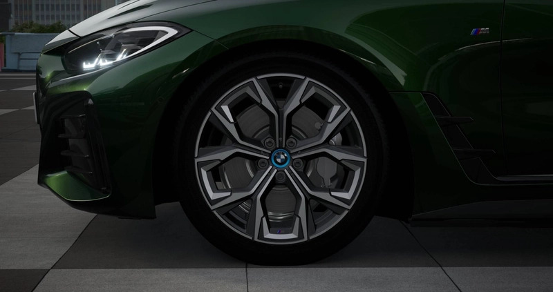 BMW Seria 4 cena 307600 przebieg: 5, rok produkcji 2023 z Janowiec Wielkopolski małe 11